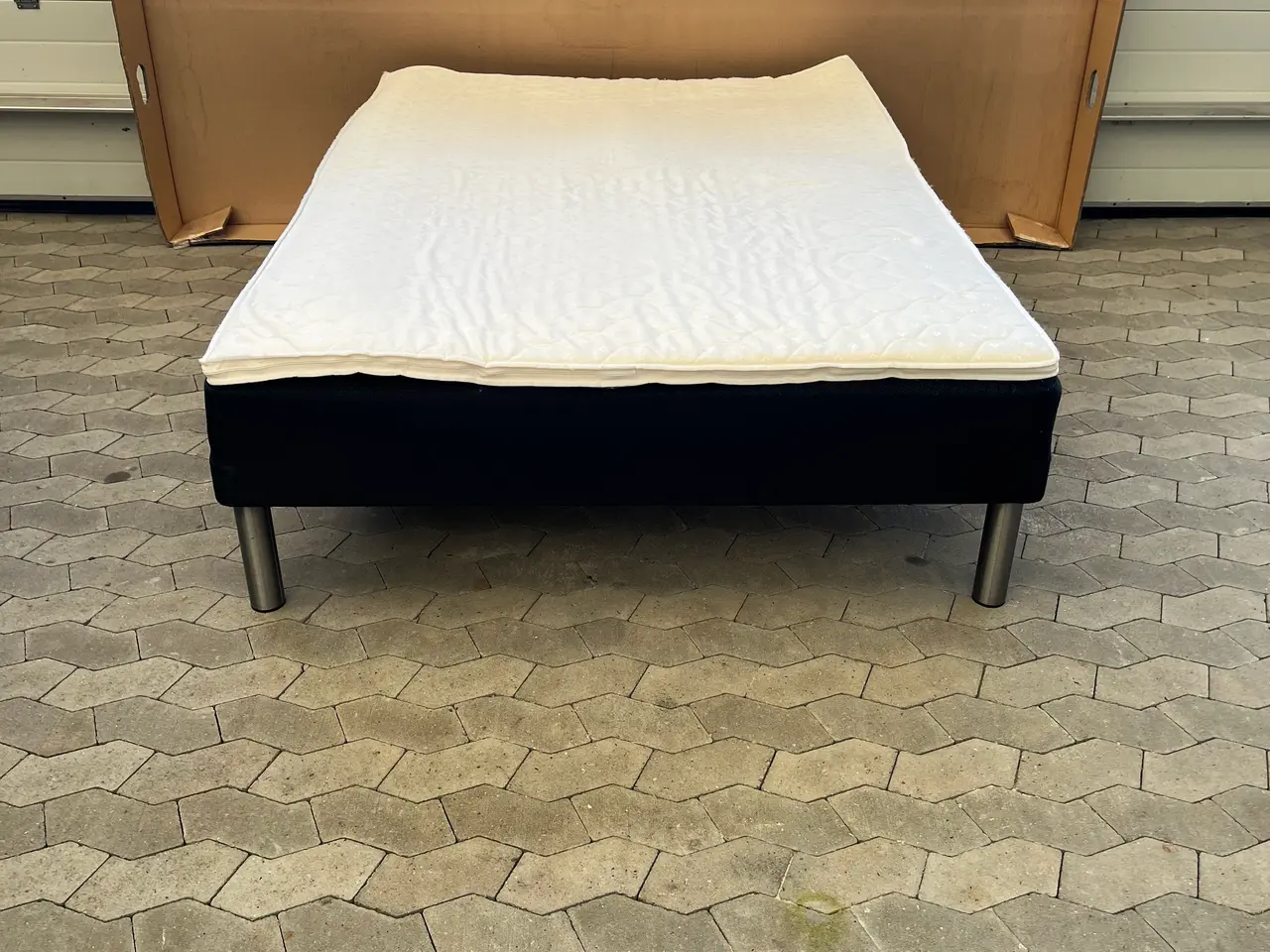 Billede 2 - Box madras seng 200x140. Er med top madras