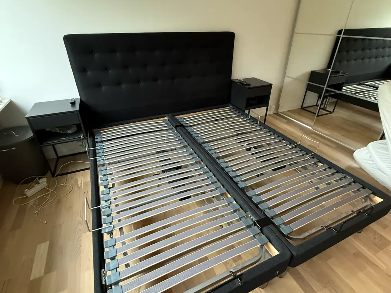 Billede 2 - Elevationsseng med senge gavl