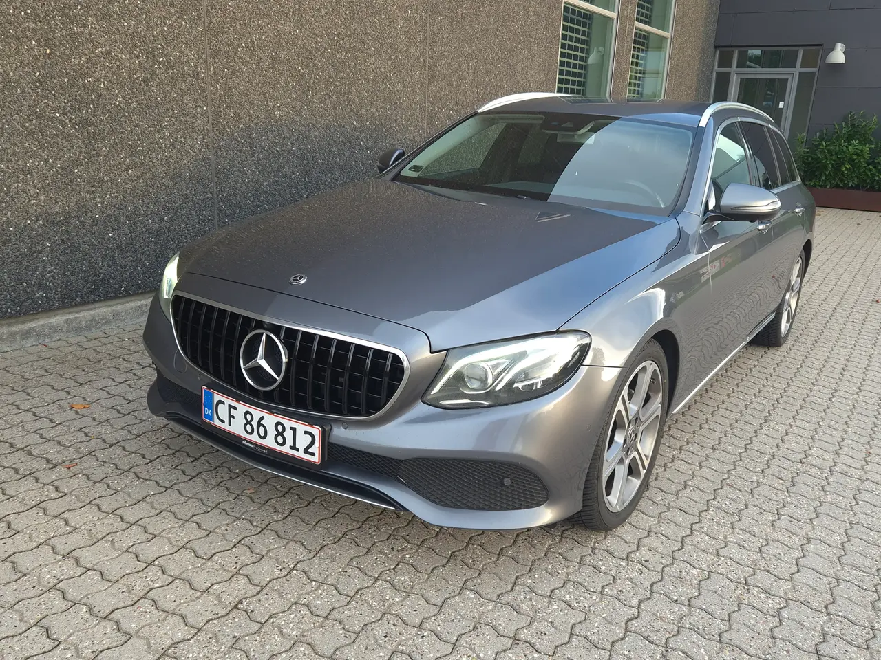Billede 2 - Mercedes E220d 9G Tronic