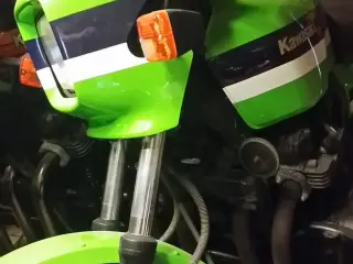 Kawasaki z1000R, EDDIE LAWSON REPLICA