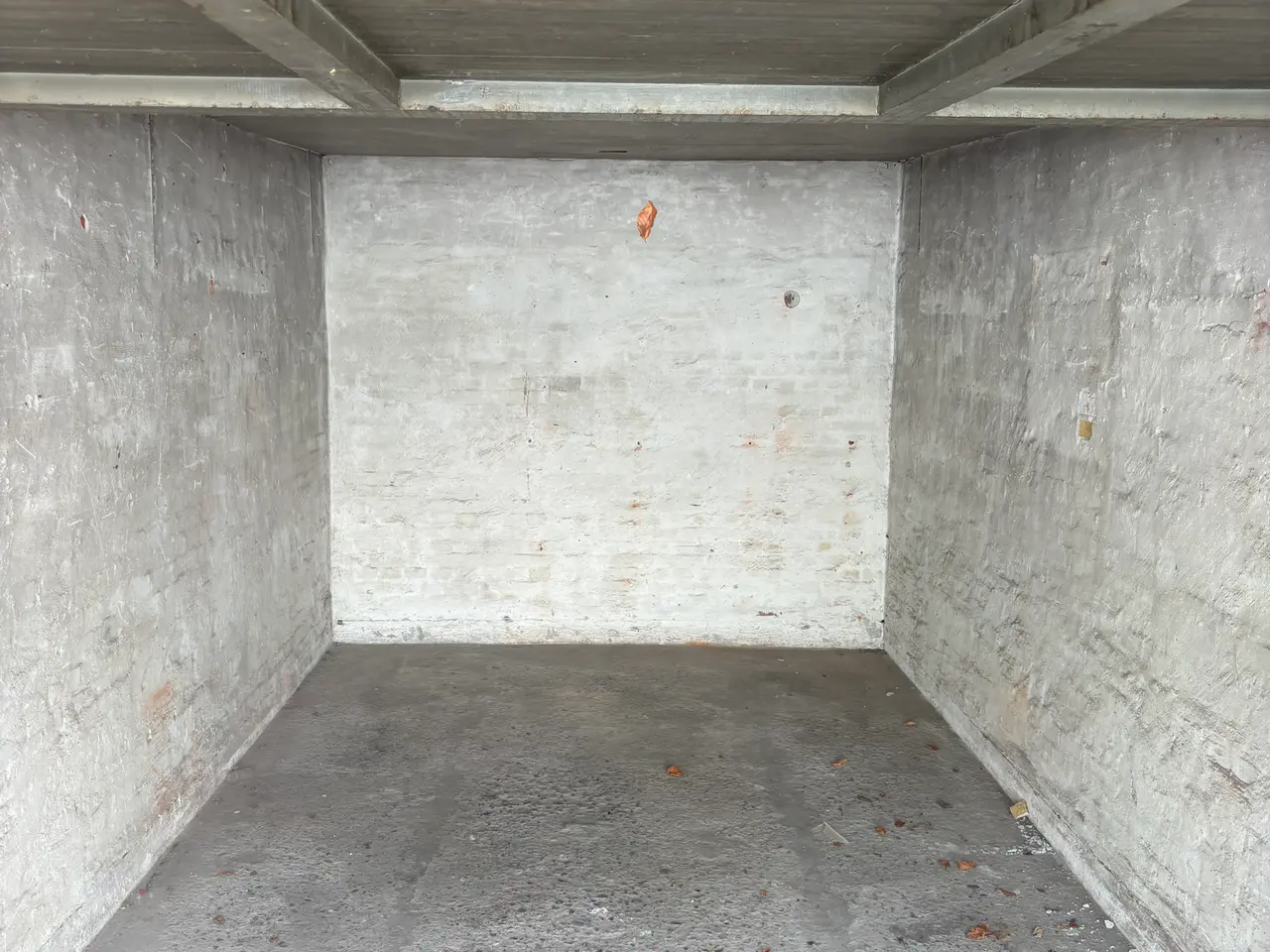 Billede 1 - Garage/værksted til leje på Amagerbrogade 96B, 230