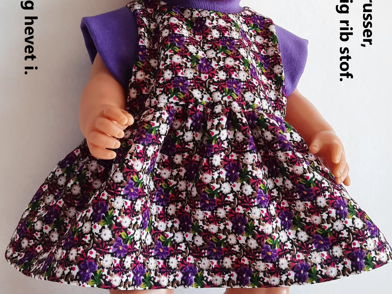 Billede 5 - Kjoler til Baby Born på 42 til 43cm.