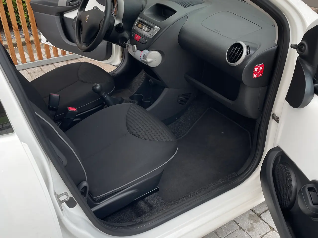 Billede 8 - Velholdt Peugeot 107