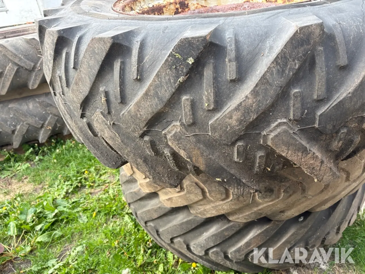 Billede 4 - Dæk 16.9 R 34 3 styk