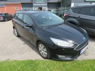 Ford Focus 1,5 TDCi 120 Business stc.