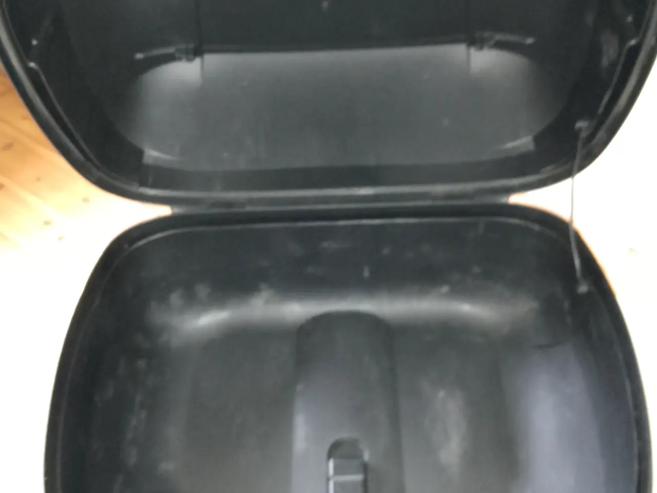 Billede 2 - Bagageboks til scooter