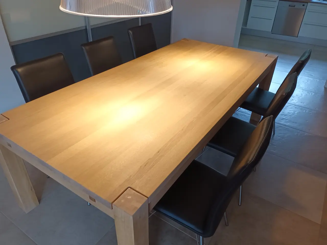 Billede 4 - Langbord af massive egestave uden knaster.
