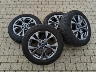 Bridgestone vinterdæk og fælge til Ford Kuga