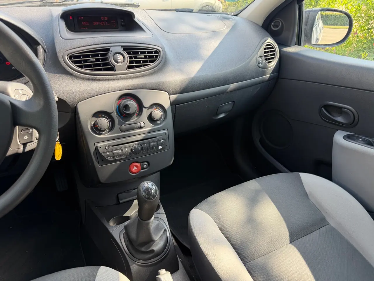 Billede 11 - Renault Clio III 1,2 16V Authentique