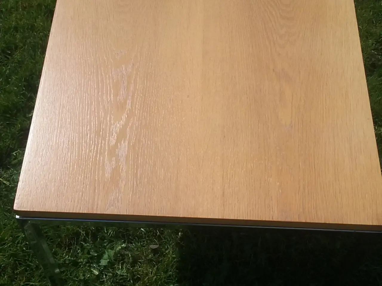 Billede 3 - Sidebord / lille sofabord - lyst træ / krom stel