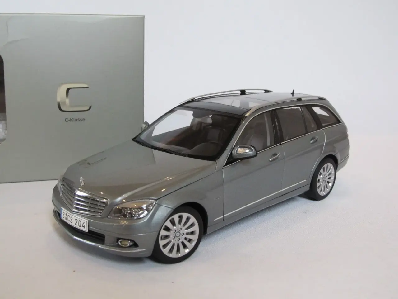 Billede 1 - 2008 Mercedes C-Klasse T-Model 1:18