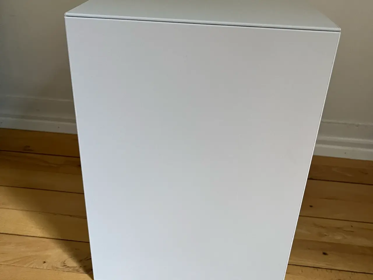 Billede 2 - Ikea Eket skab til væg eller gulv