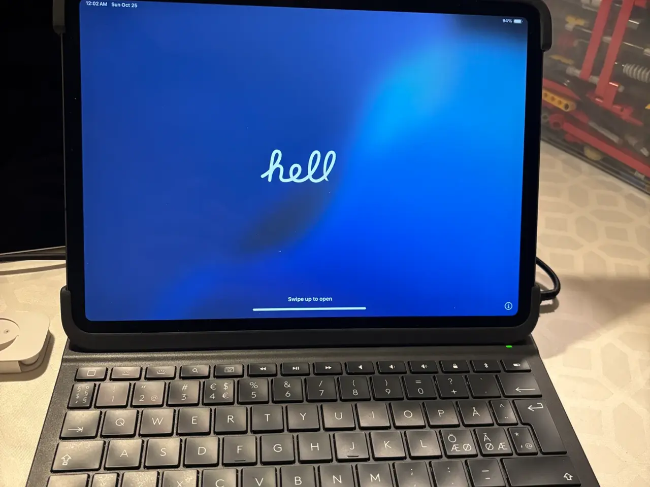 Billede 1 - Apple iPad Pro 11” 256 GB m. SIM + Logitech tastat