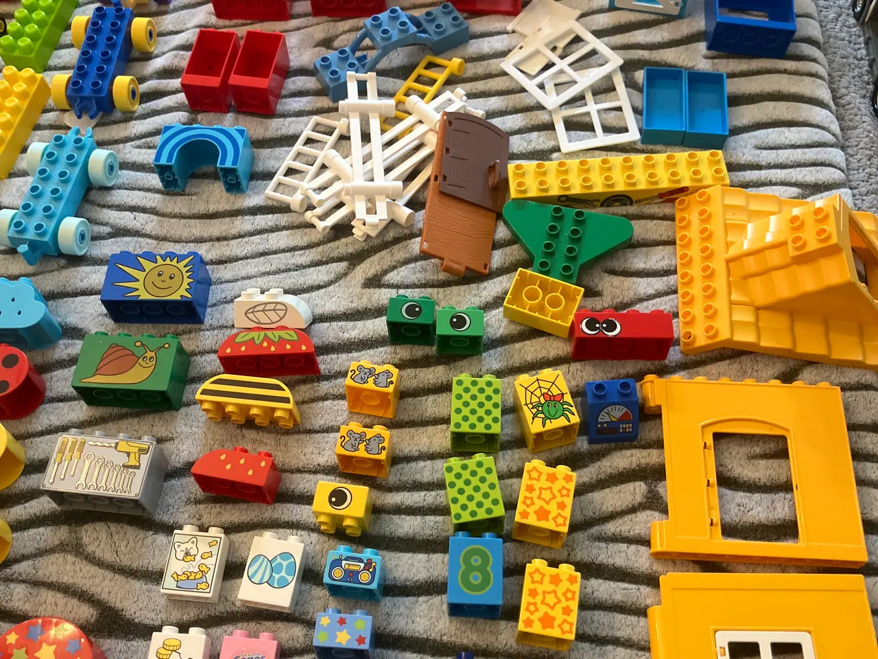 Billede 4 - Kæmpe Lego Dublo samling