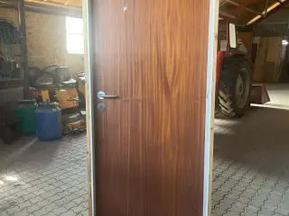 4 indvendige døre med karm