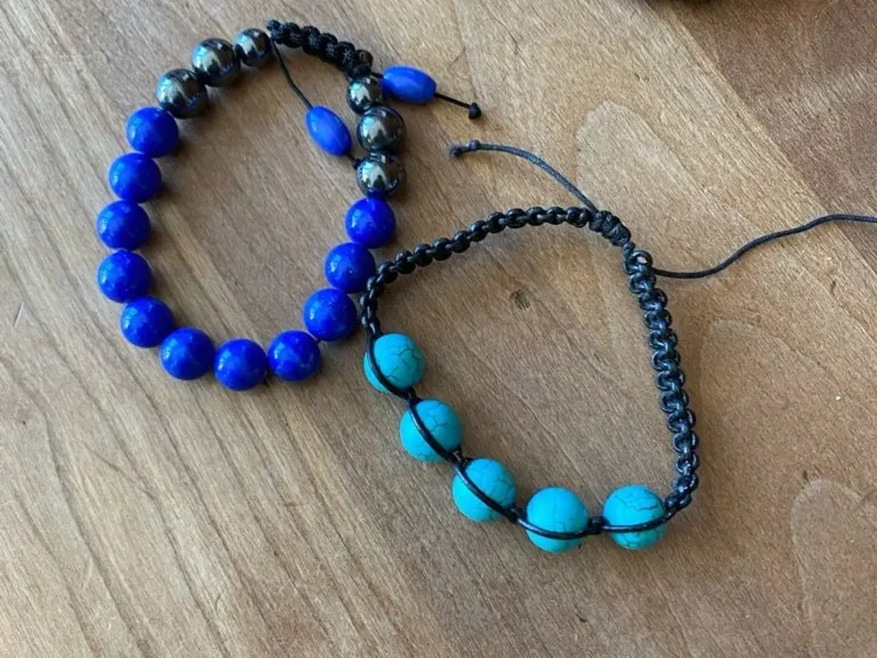 Billede 4 - Nye knyttede armbånd