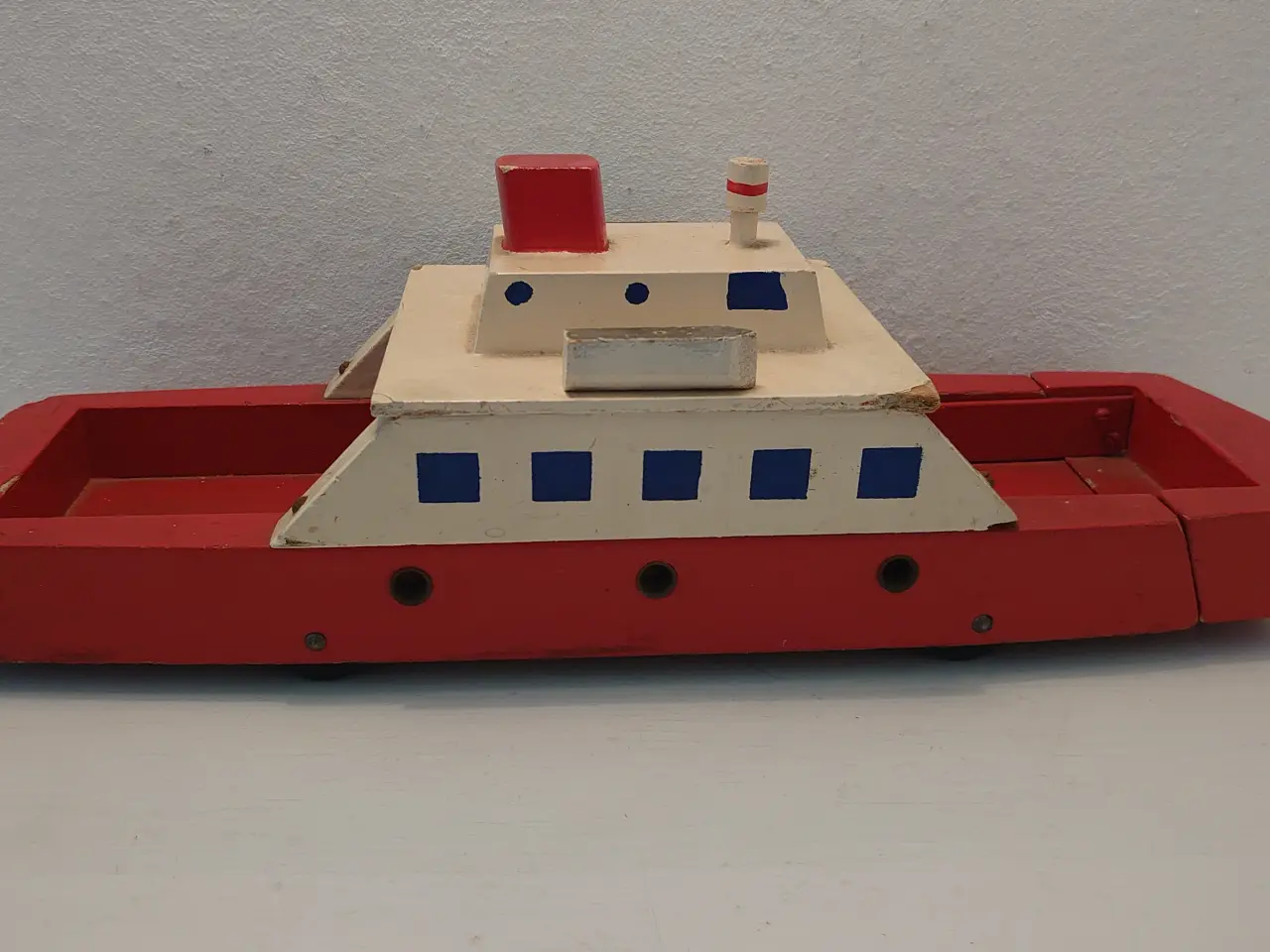 Billede 3 - Fængselslegetøj:Færge med rampe. Flagmærket.1950.
