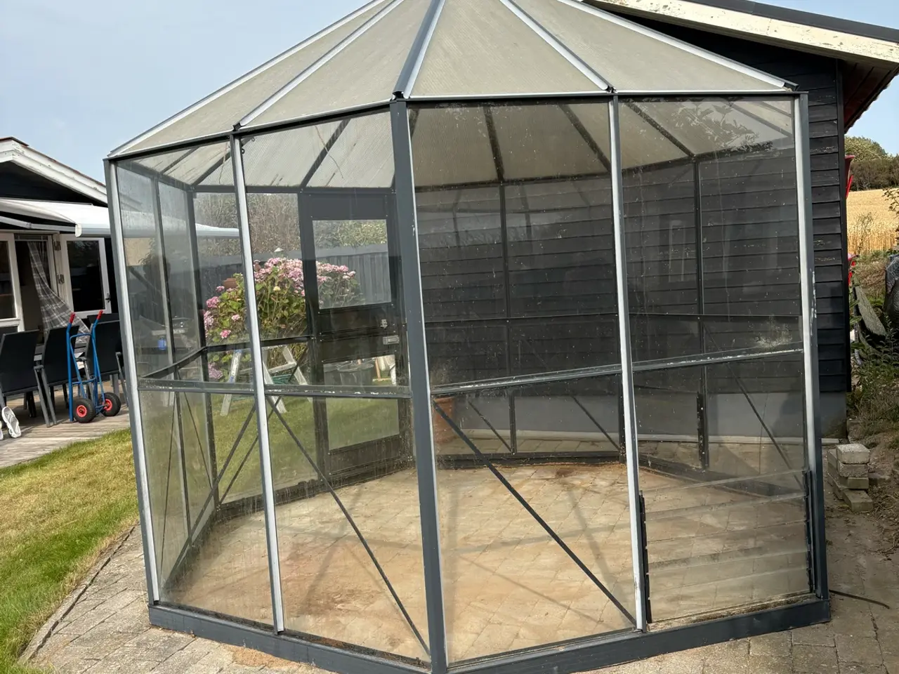 Billede 1 - Pavillon