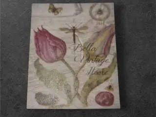 Elegante papirark med dekorativt blomsterflise-des