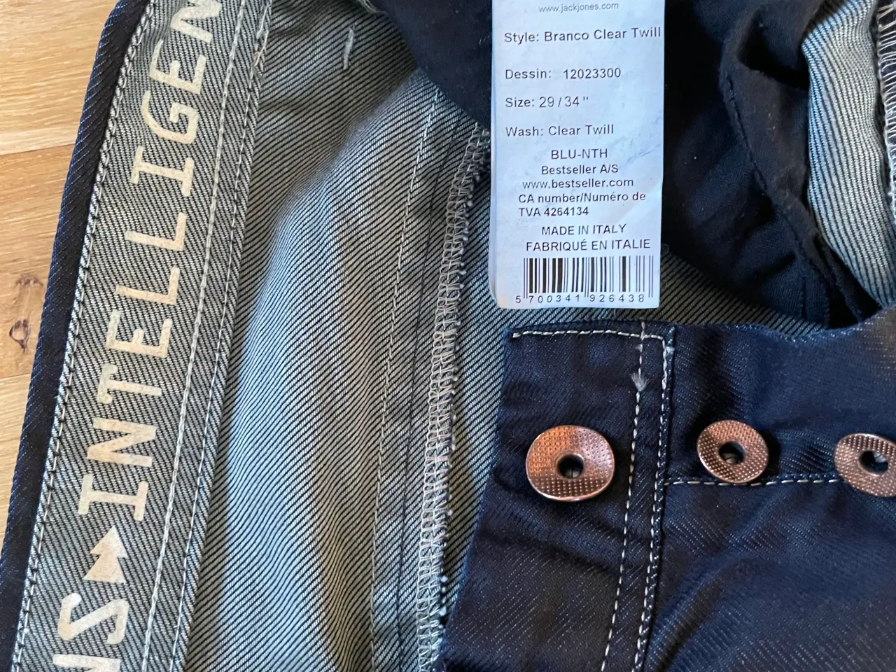 Billede 2 - Jack & Jones bukser 29/34