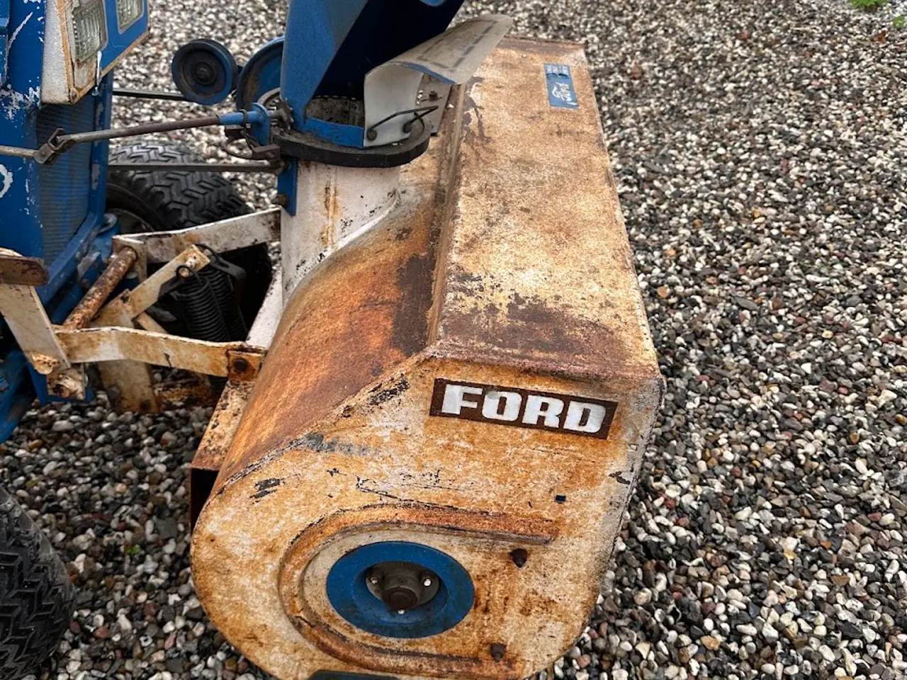 Billede 5 - FORD 100 MED ORGINAL SNEBLÆSER