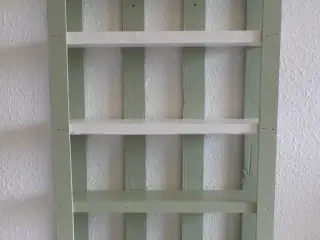 Pallereol i genbrugs fyrretræ