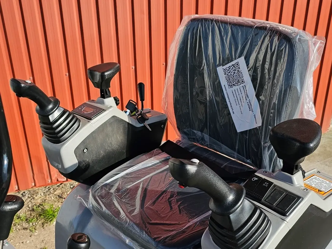 Billede 2 -  Minigraver Bobmaster Yanmaster 1,2 tons diesel