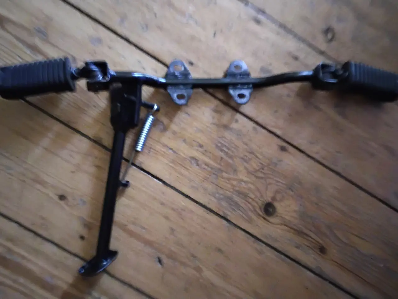 Billede 1 - Nyt støtteben til Monkey bikes, med brugt fodhvile