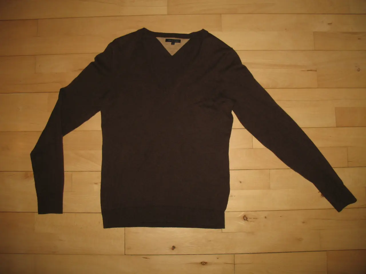 Billede 1 - Sweater Str. M Tommy Hilfiger Brun NSN