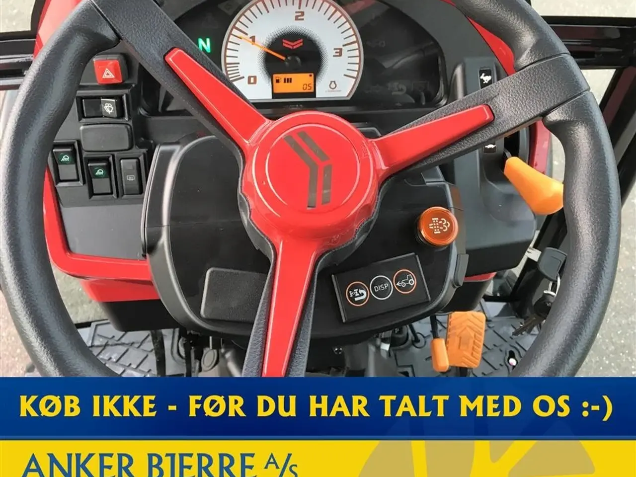 Billede 3 - Yanmar YT 235H 4WD inkl. frontlift med PTO og 130 cm GMR fejemaskine
