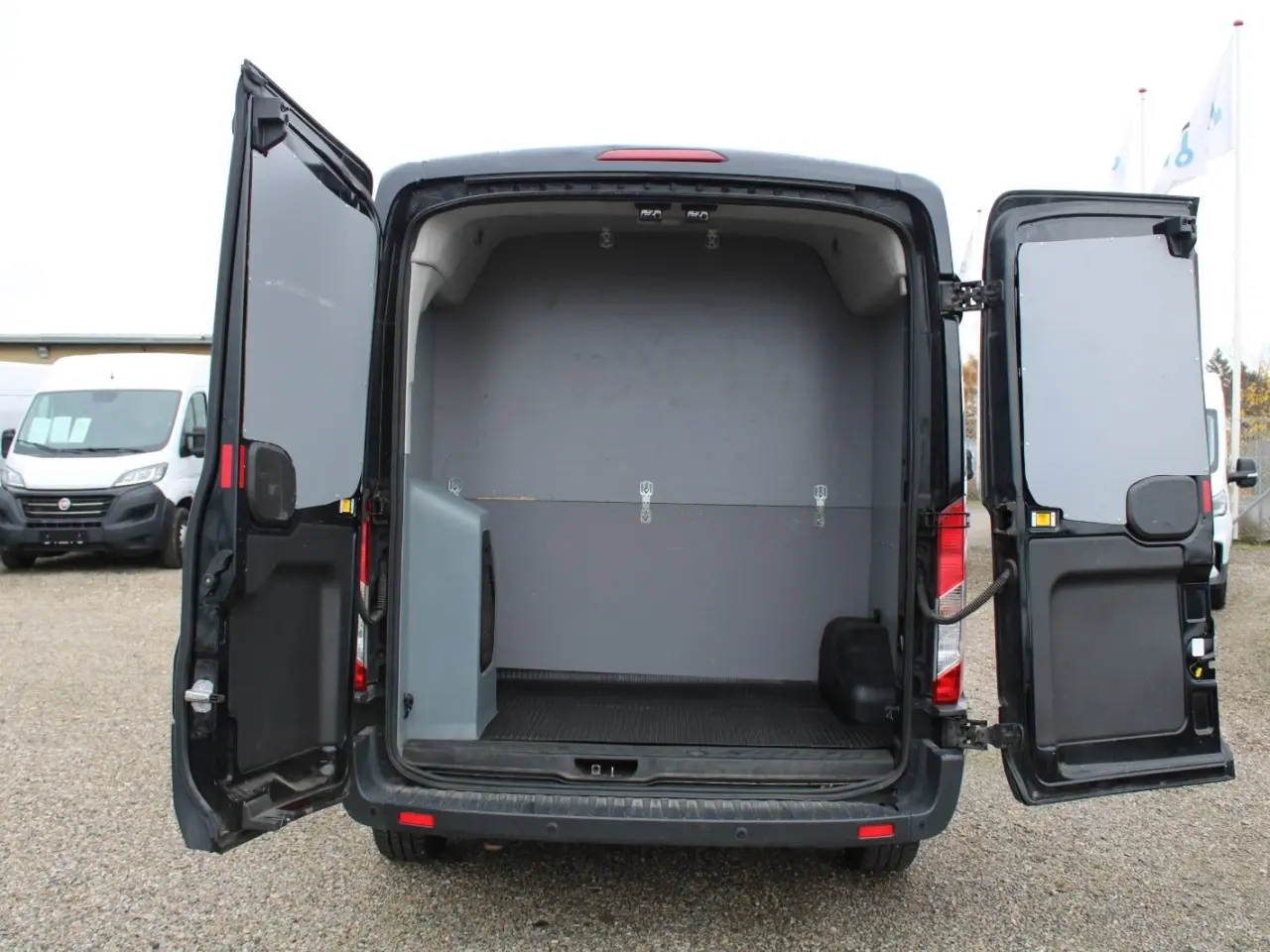 Billede 6 - Ford Transit 350 L3 Kombi 2,0 TDCi 130 Trend aut. H2 FWD