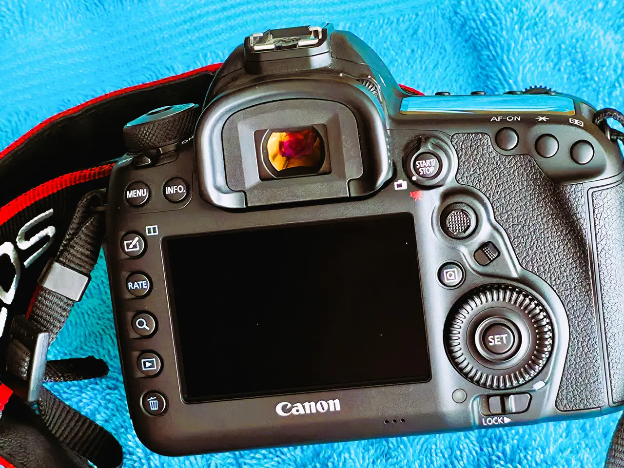 Billede 3 - Canon EOS 5D Mark IV med tilbehør.