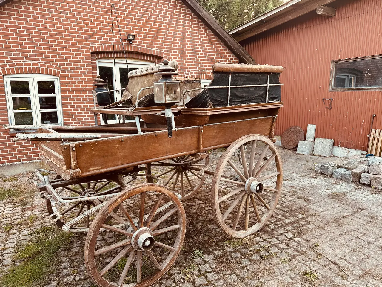 Billede 1 - Original ældre hestevogn sælges.