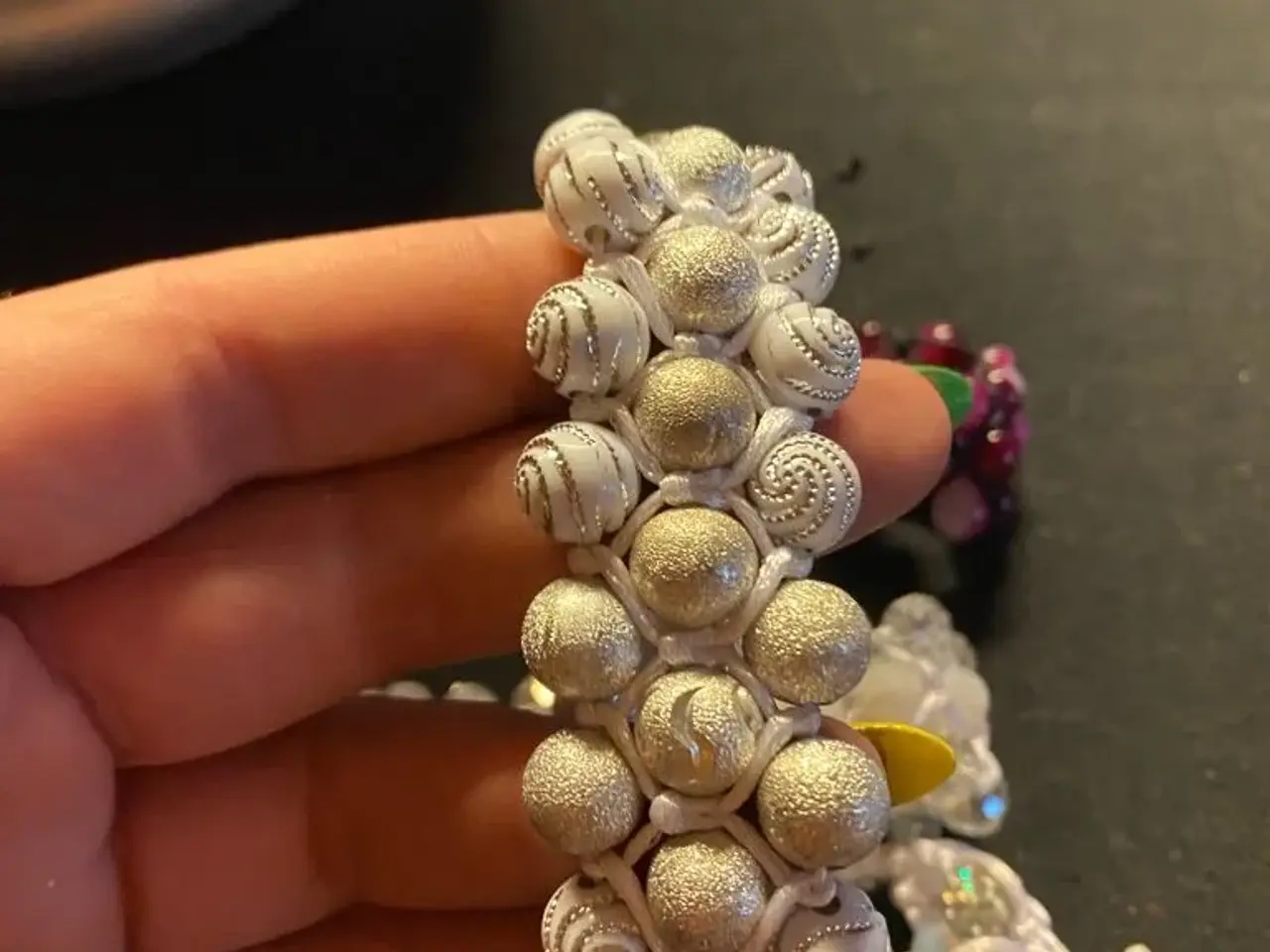 Billede 5 - Flotte nye knyttede armbånd