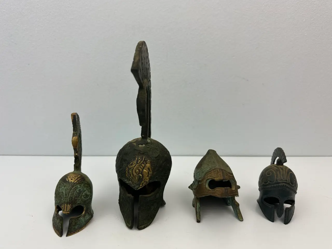 Billede 9 - 4 stk. ældre miniature krigshjelme