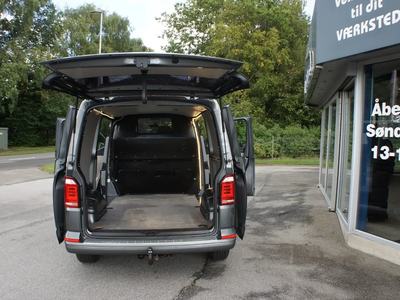 Billede 9 - VW Transporter 2,0 TDi 150 Kassevogn DSG kort