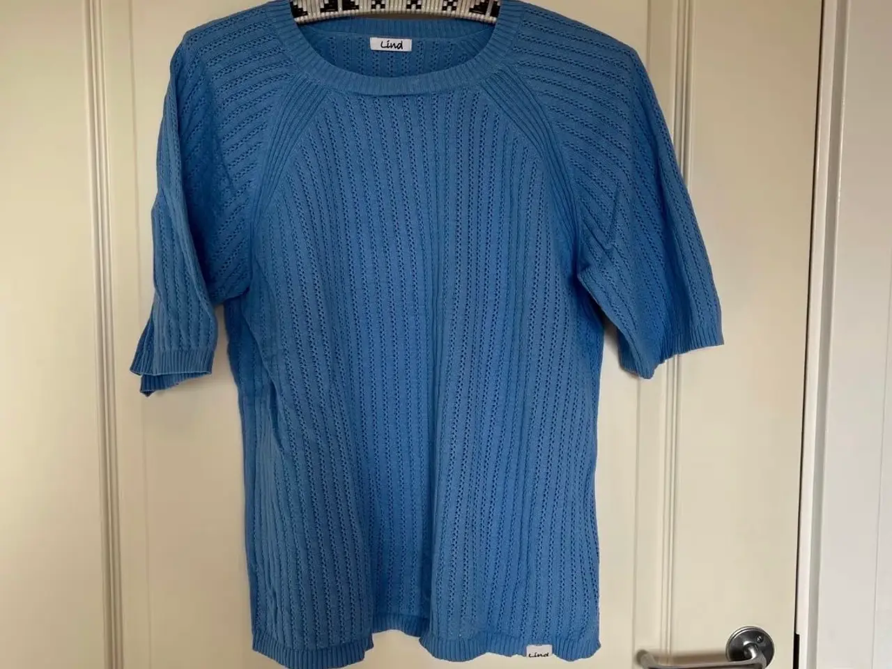Billede 1 - Lyseblå t-shirt fra Lind