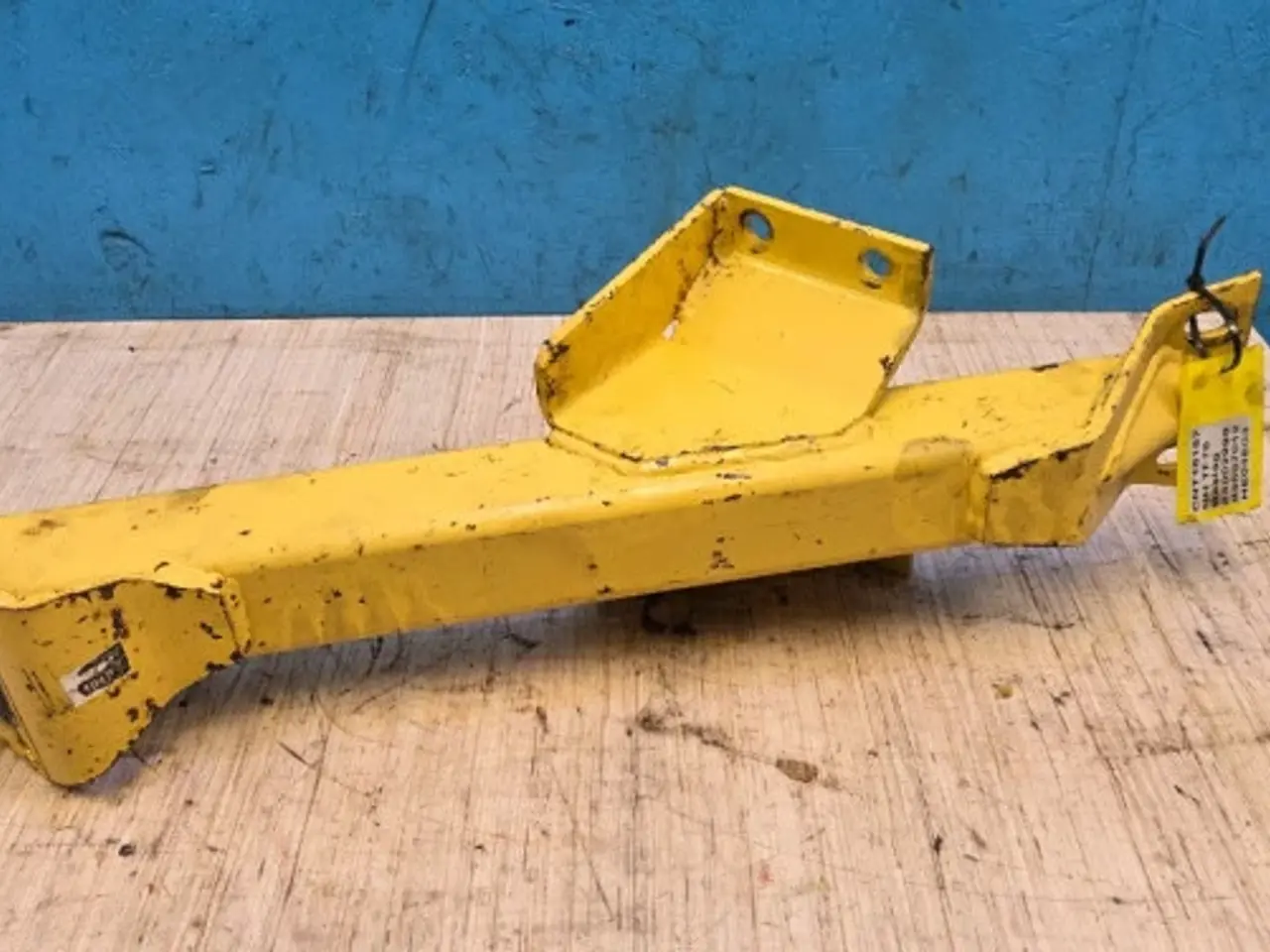 Billede 8 - New Holland TF78 Trækbeslag 84002996