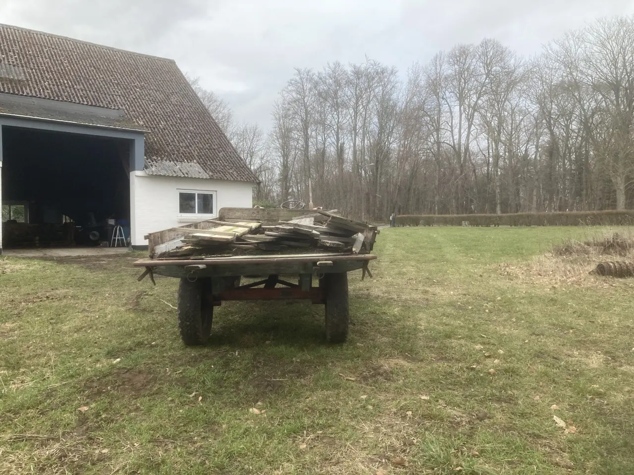 Billede 3 - 4 Hjulet gammel gummivogn