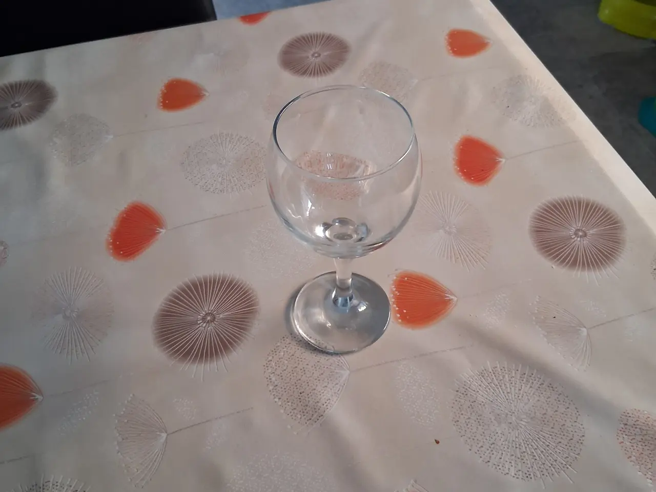 Billede 1 - Rødvinsglas købes.
