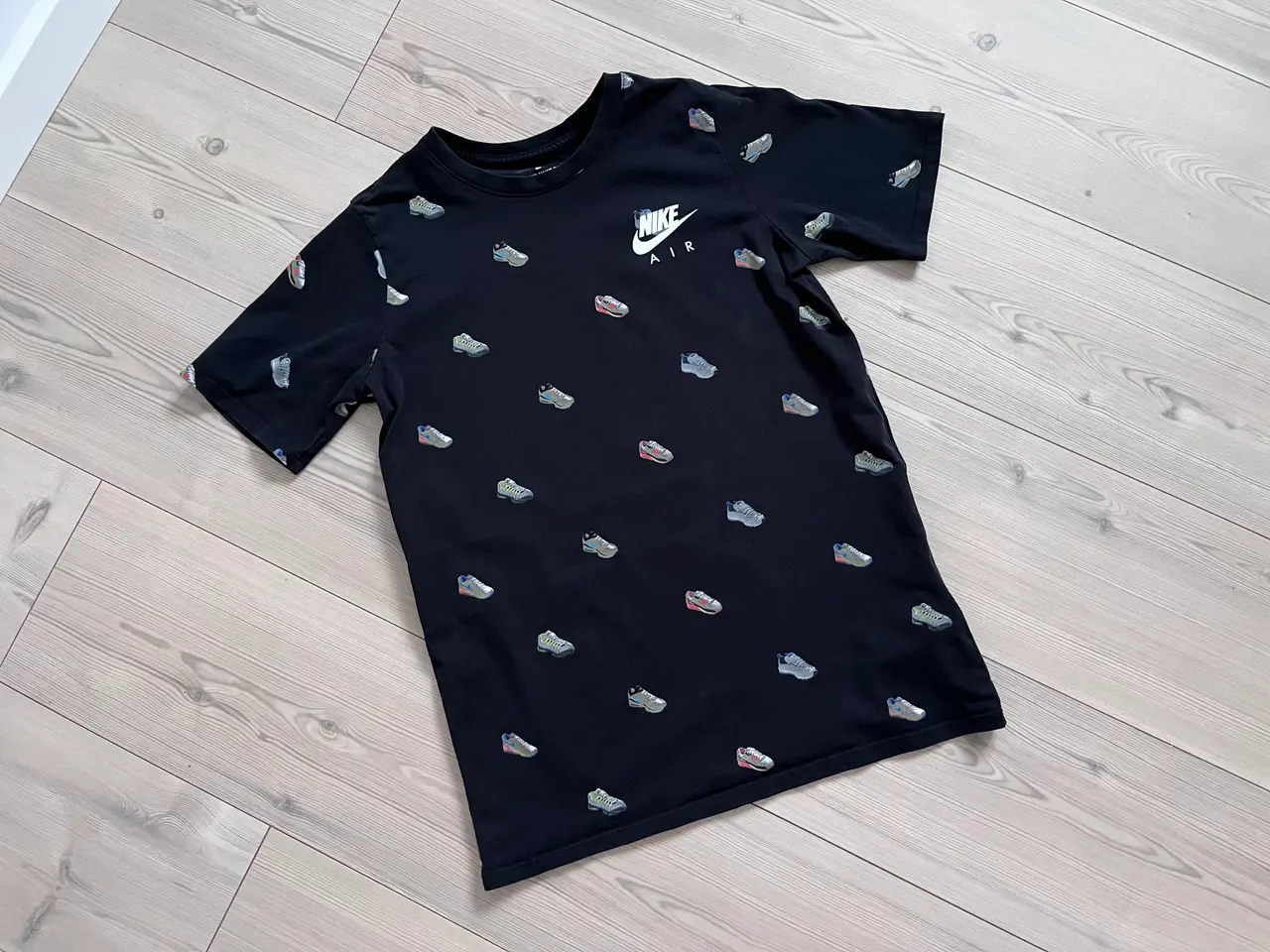 Billede 4 - Nike Sportswear Air Max Tee, T-shirt, Str 158