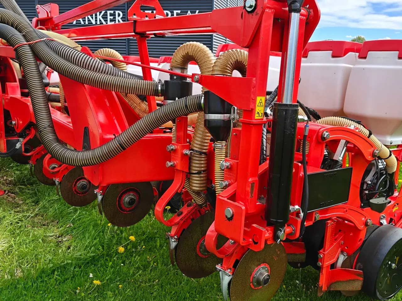 Billede 4 - Maschio Gaspardo MANTA ISOTRONIC 12-75 XL inkl. fabriksny fronttank