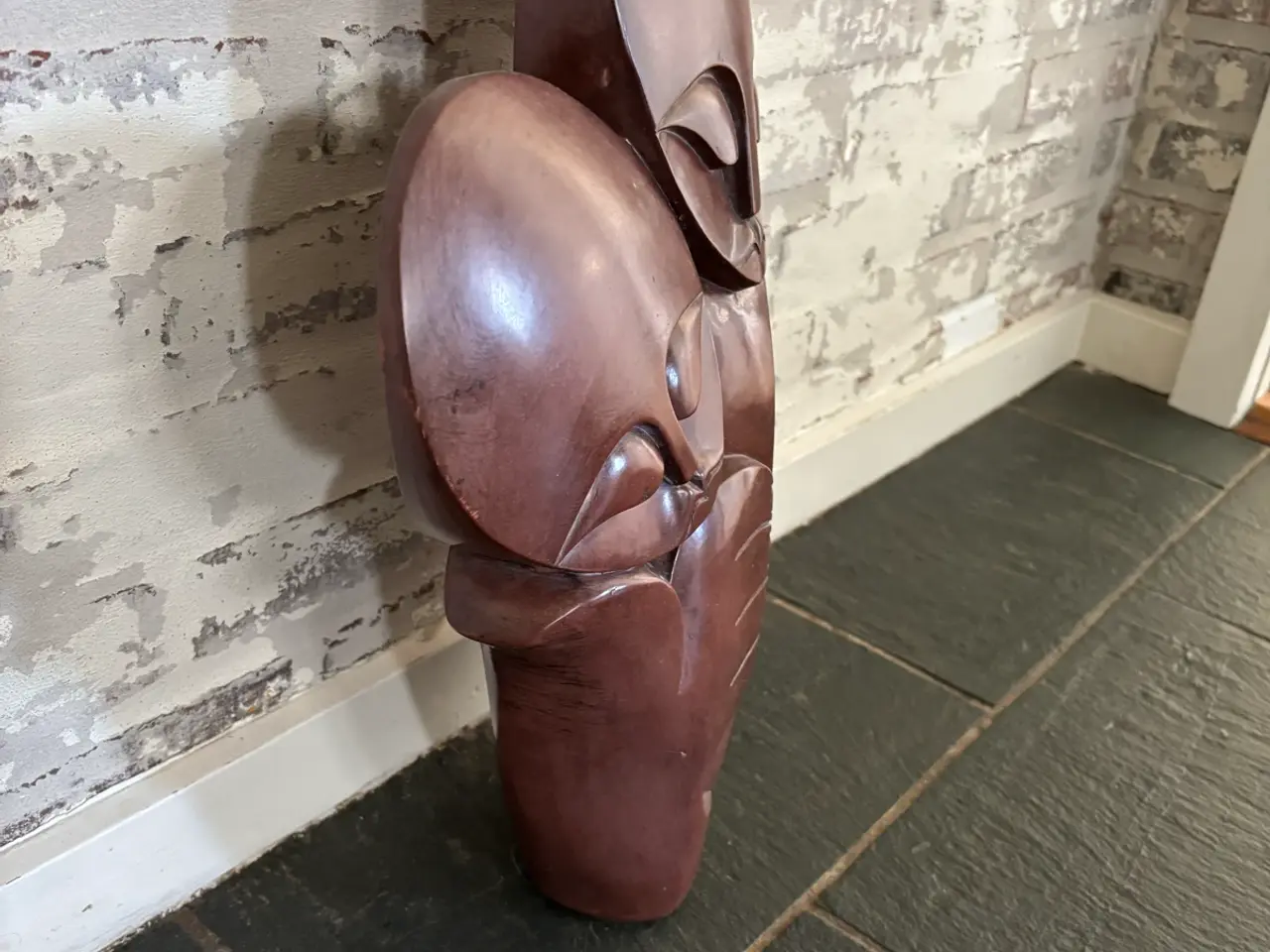 Billede 2 - Brun stenskulptur mor og barn