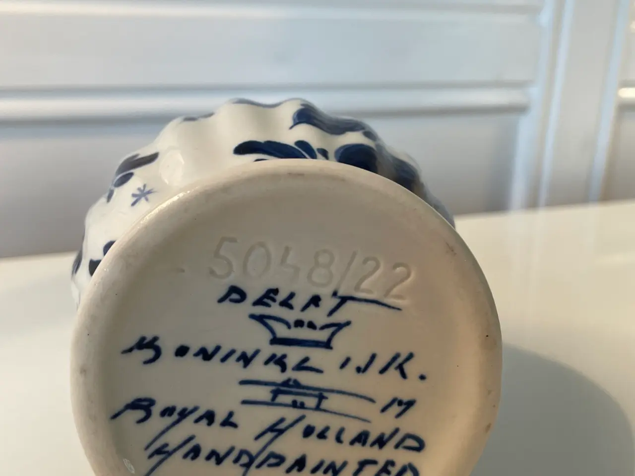 Billede 2 - Gammel hollandsk vase 23 cm høj
