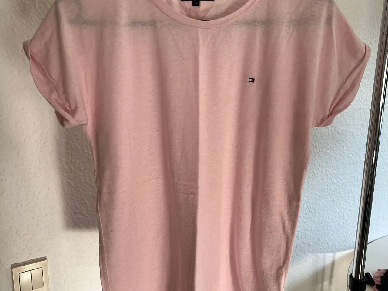 Billede 3 - Tommy Hilfiger - t-shirt str. 176