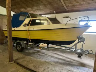 Nordan 18 motorbåd inkl. motor og bådtrailer.