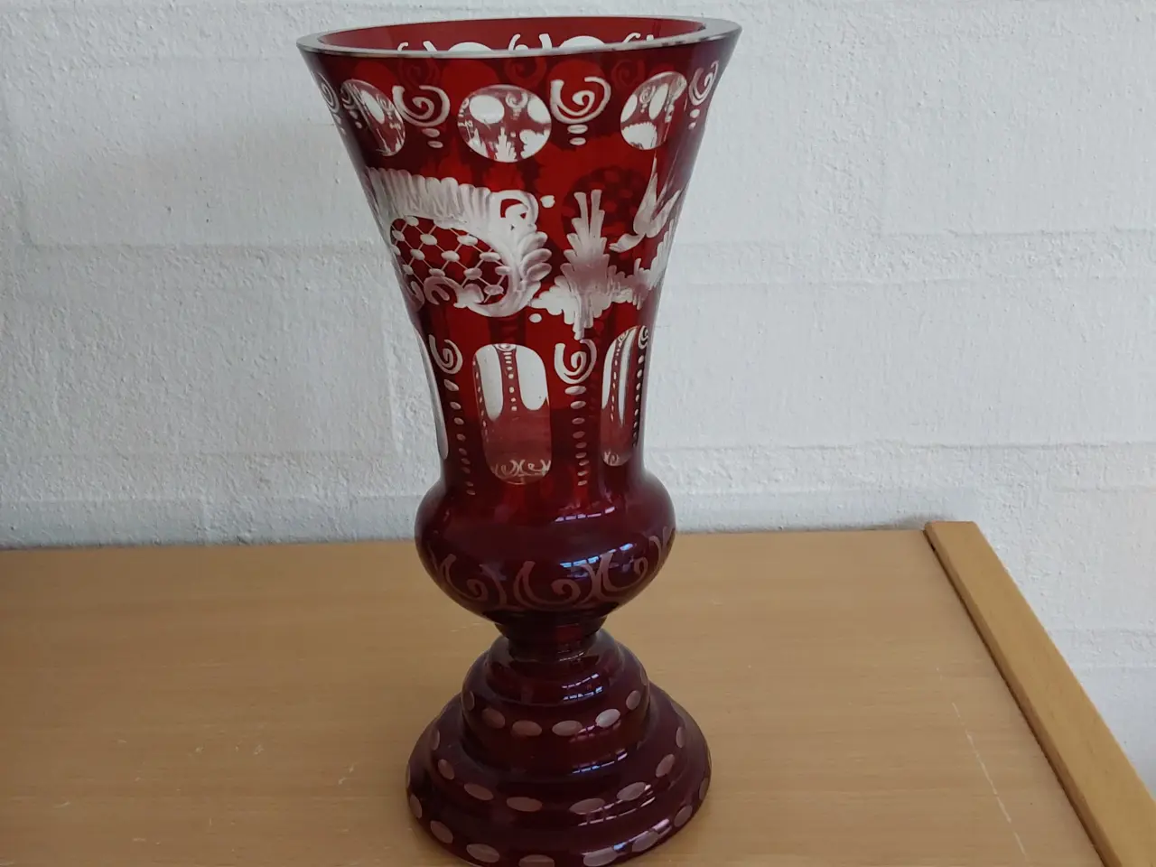 Billede 2 - Bøhmisk Egermann rubinrød vase 