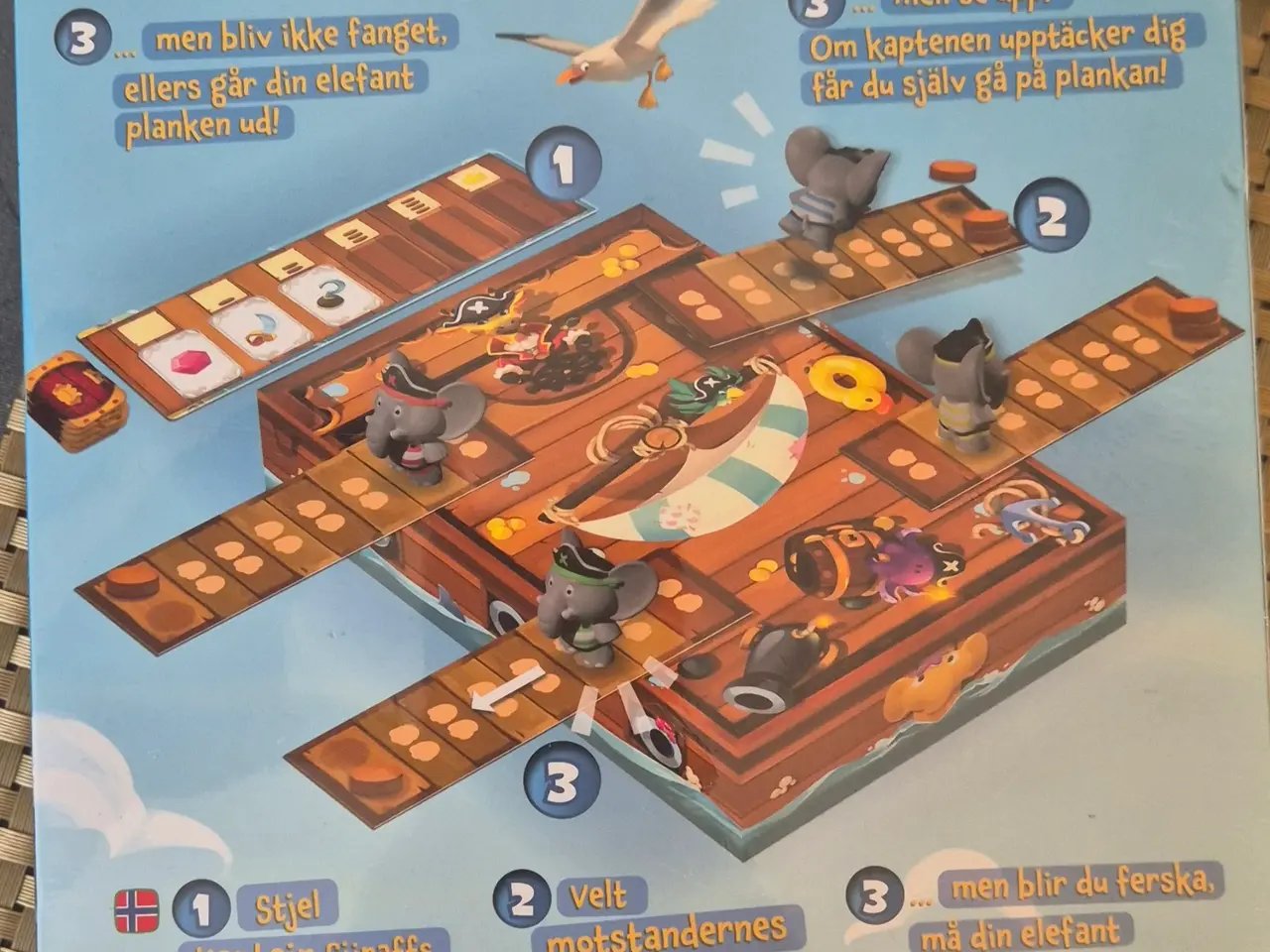 Billede 1 - Gå på planken brætspil Fra 5 år. Brætspil for 2-4 