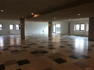 Lækkert kontorlokale på 420 m2
