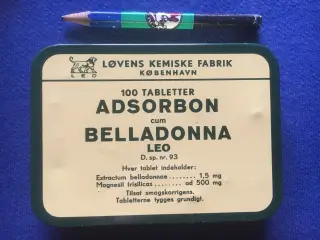Gl. Apoteks-æske. Giv bud.